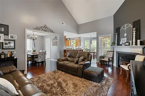 91 Round Rock Cir NE — Photo 10