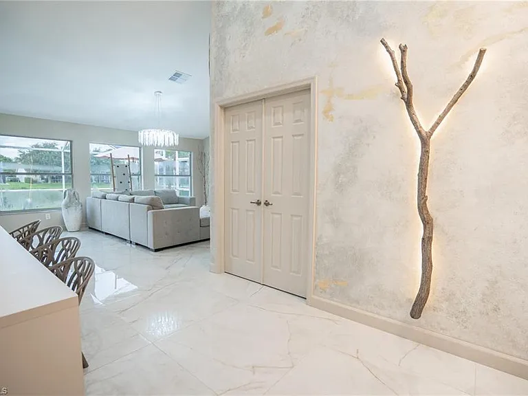 7712 Citrus Hill Ln — Photo 19