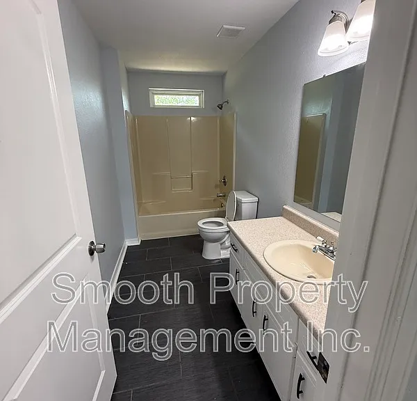 8699 Riverstone Rd — Photo 4