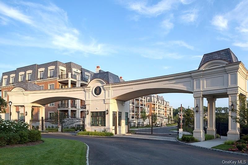 1st image of 5000 Royal Ct #5103