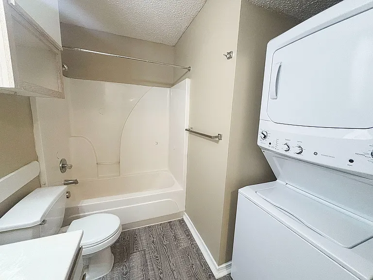 Maple - Bathroom & Laundry