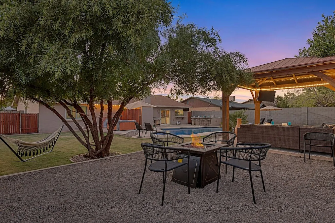4 bed, 1896 sqft, $4,250 — Photo 4
