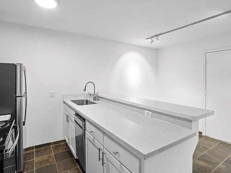 3602 Garrott St #16 — Photo 8
