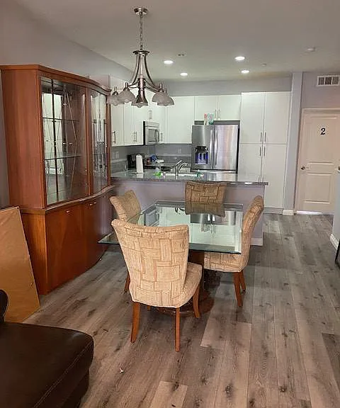 12852 Palm St — Photo 2