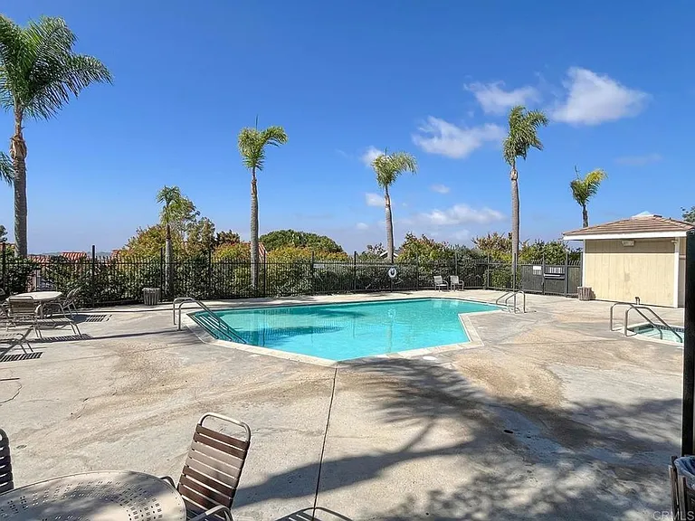 721 Buena Tierra Way #190 — Photo 8