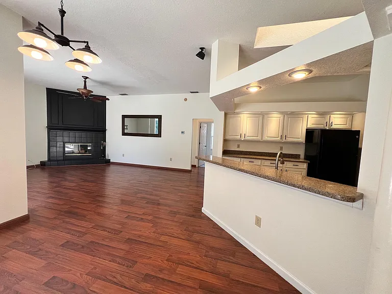 9639 Fox Hearst Rd — Photo 28