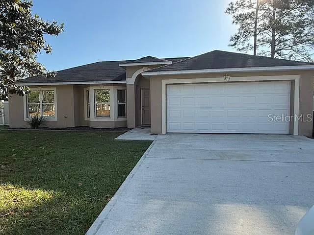 131 Rae Dr — Photo 1