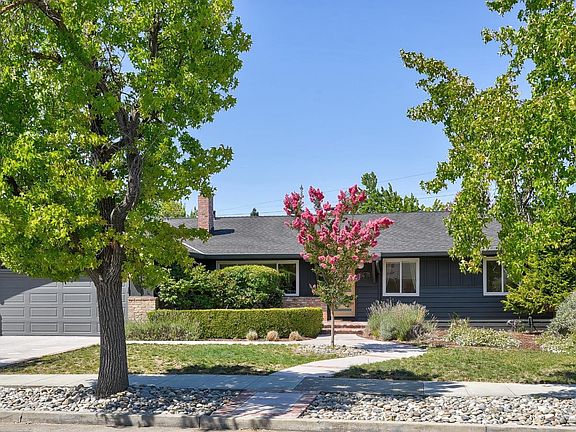 2nd image of 3671 Julio Ave