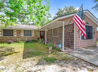 1917 Stuart Ave, Ocean Springs, MS 39564