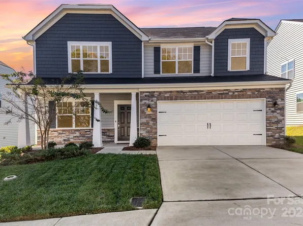 3331 Laurel Oak Ln, Gastonia, NC 28056