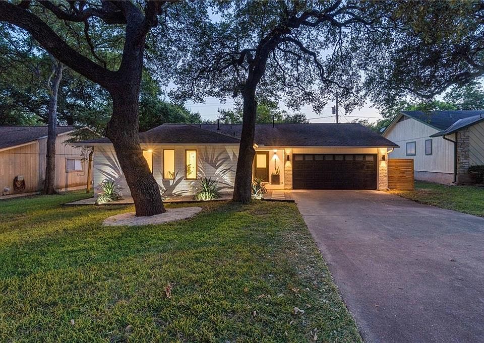 1st image of 8906 Texas Oaks Dr
