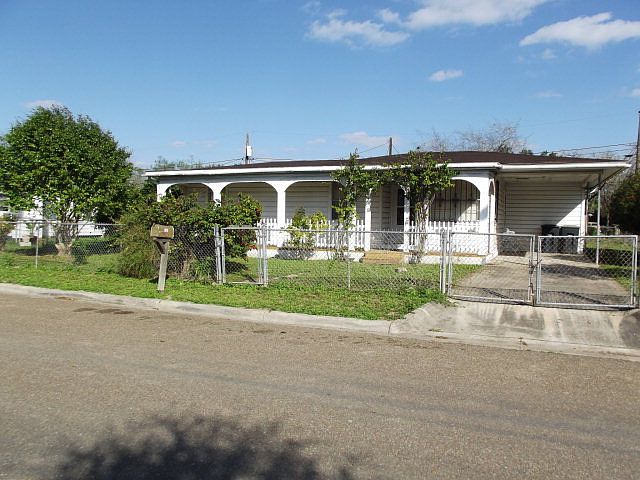1st image of 213 Zamora Ave