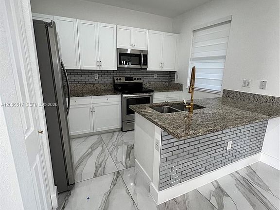 3rd image of 11370 SW 254th Ter #11370