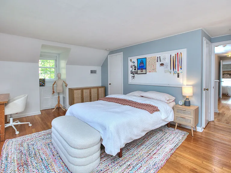 11 Treadwell Ave — Photo 21