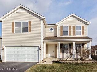 1014 Butterfield Cir W, Shorewood, IL 60404