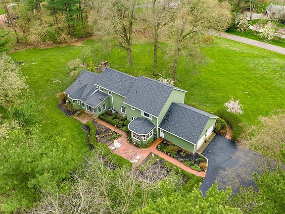 2nd image of 378 Potters Ln
