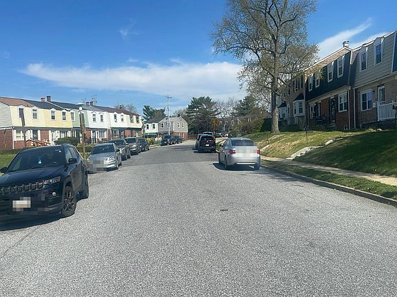 4th image of 5244 Darien Rd