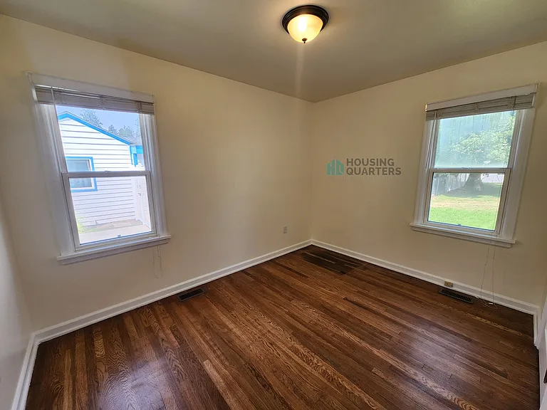 4120 W Sanson Ave — Photo 7