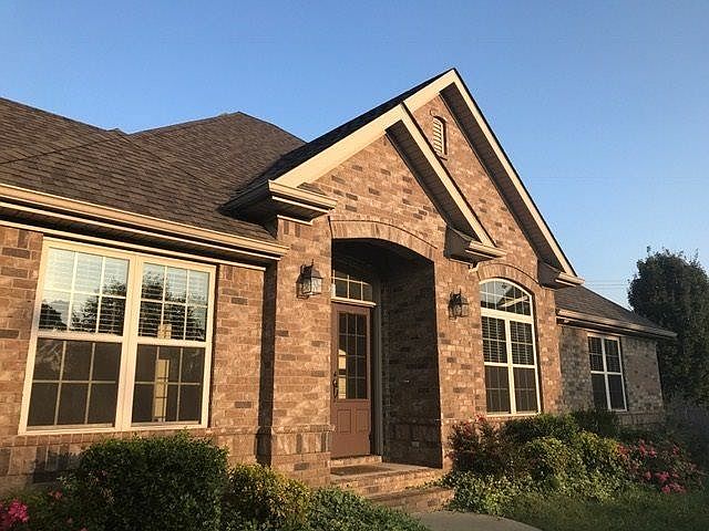 1st image of 107 Amberfield Ct