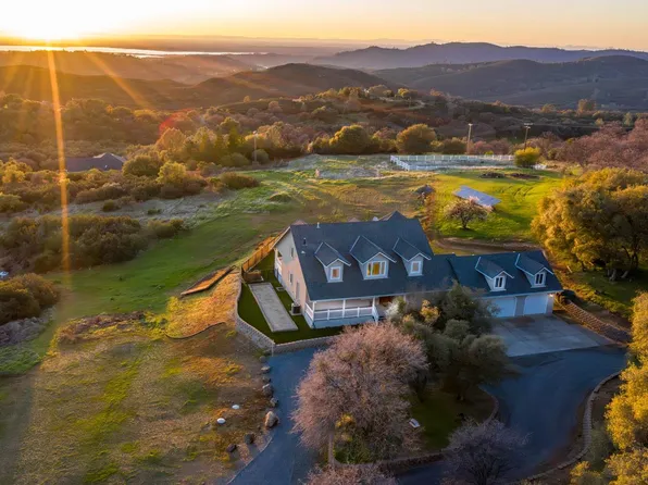 2661 Mountain Oak Ln, Rescue, CA 95672