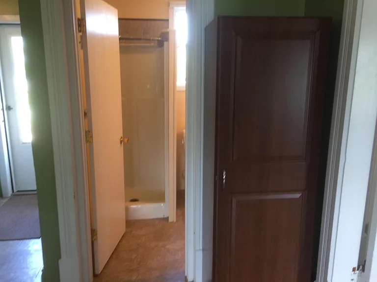 516 1/2 Joy Ave — Photo 10