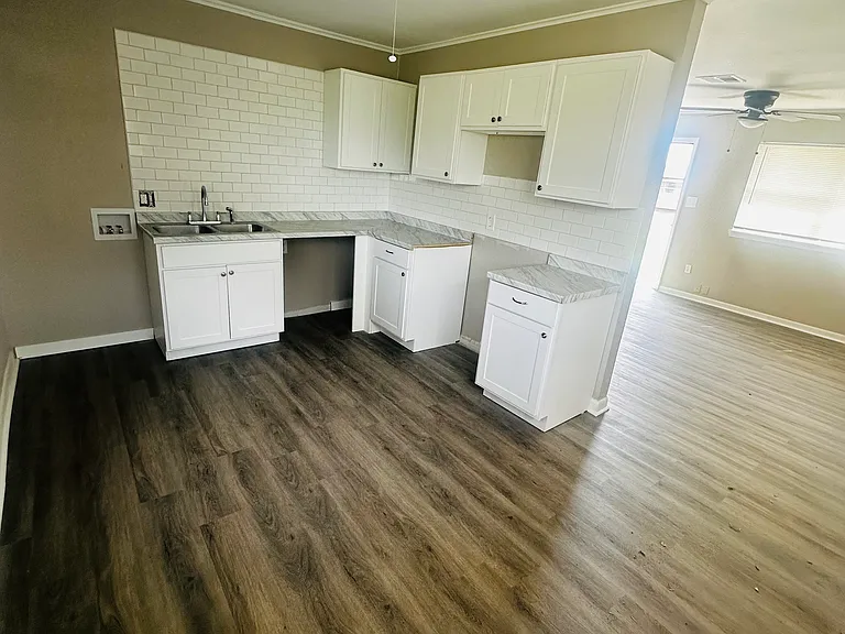 4545 SW G Ave — Photo 7