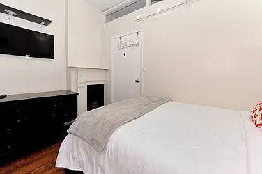 Rented by Eisenberg Exclusives