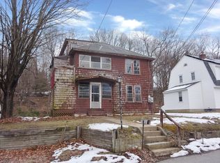 26 Lee St, Athol, MA 01331