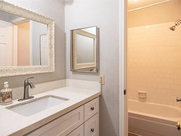 17003 Enchanted Cir W — Photo 13