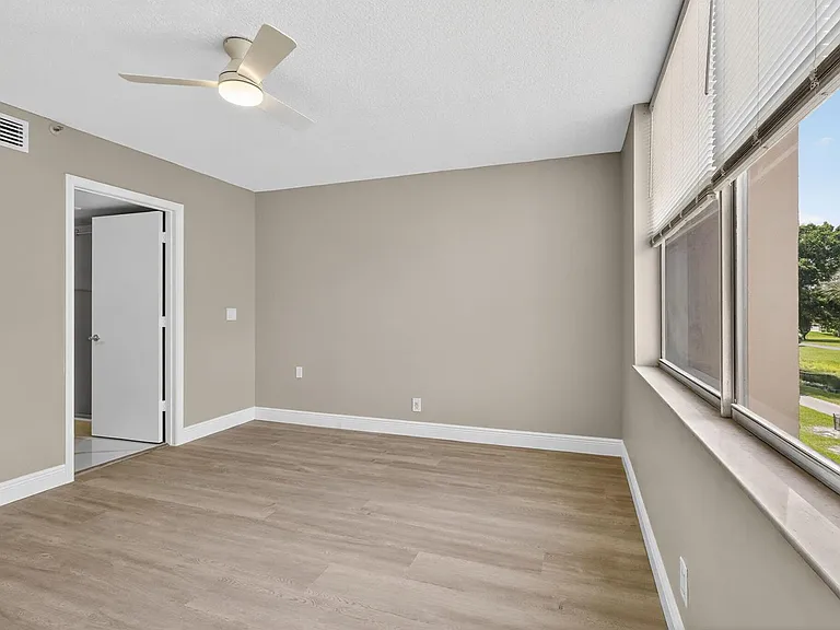 14527 Bonaire Blvd #309 — Photo 10