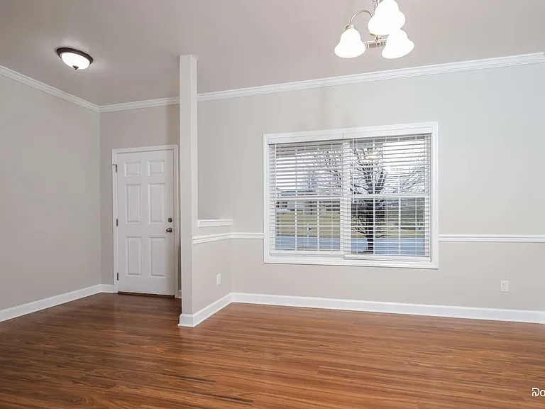 4645 Craver Woods Ct — Photo 6