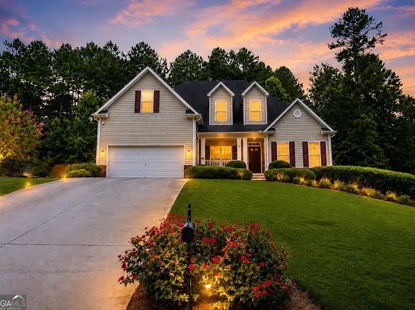 313 Vineyard Dr, Dallas, GA 30132