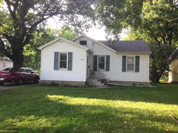 624 7th Ave SW, Waseca, MN 56093