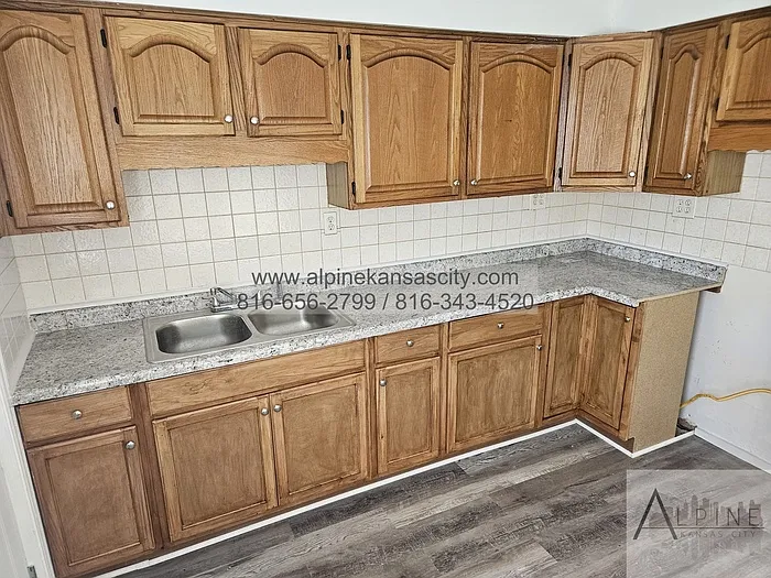 1600 Cypress Ave — Photo 4