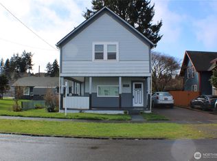 1224 4th St, Cosmopolis, WA 98537