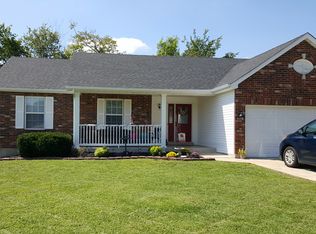 15 Bernhardt Dr, Troy, MO 63379
