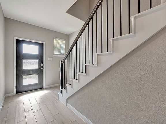 4th image of 18520 Amber Pine Ct