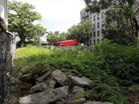 4th image of 3565 Dekalb Ave