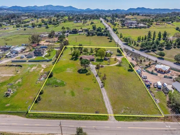 846 W Haverford Rd, Ramona, CA 92065