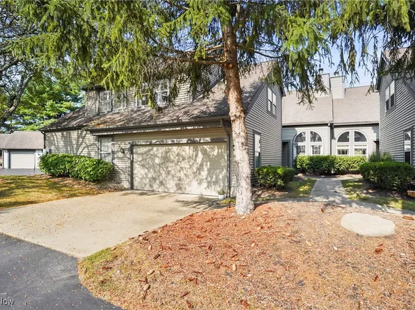 115 S Bayshore Dr, Columbiana, OH 44408