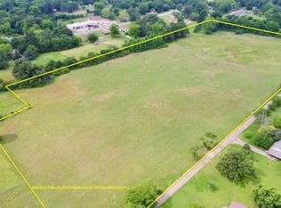 4th St, Omaha, TX 75571