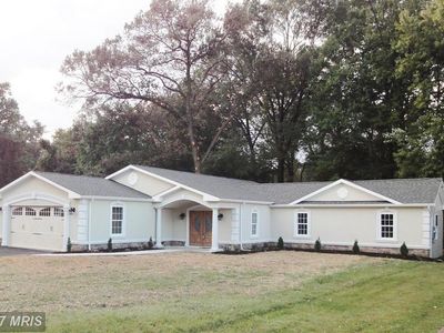 1568 Reinhardt Ln, Glen Burnie, MD, 21060