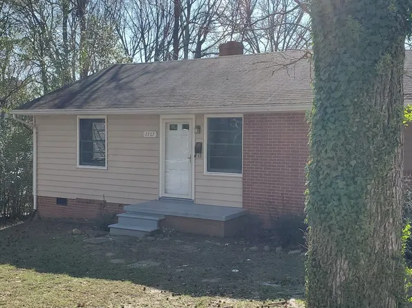 2707 Evergreen Dr, Greensboro, NC 27408