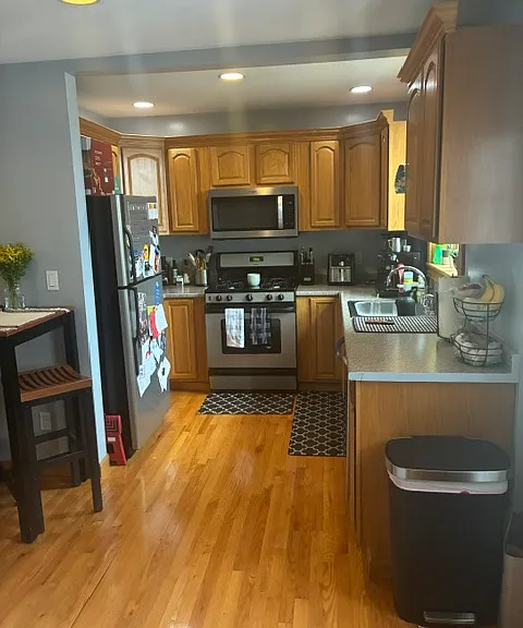 119 W 7th St #3 — Photo 3