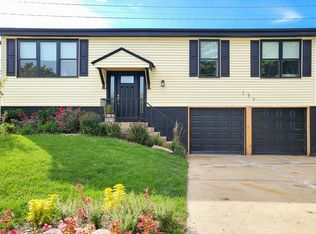137 Denver Dr, Bolingbrook, IL 60440