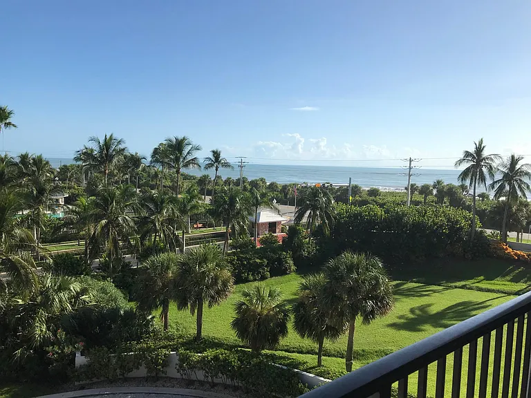 5047 N Highway A1A #404 — Photo 2