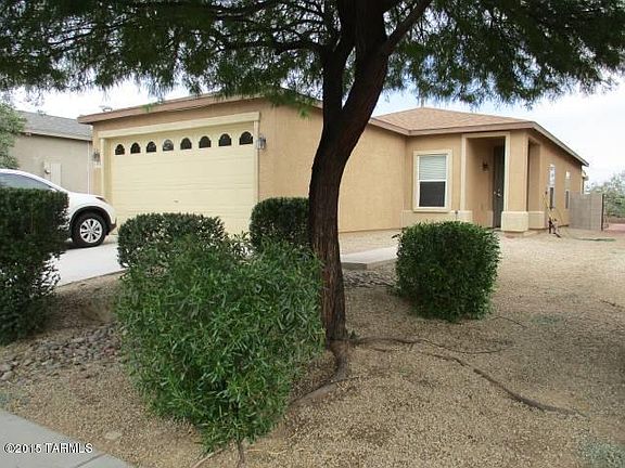 2nd image of 1114 W Calle Del Libro Dorado