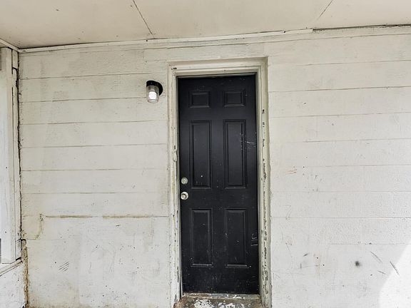 4th image of 5735 Argus Rd