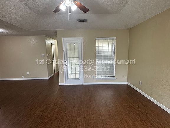 2nd image of 1116 Landsdale Ln