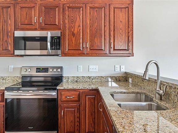 4th image of 170 Providence Pike Unit 100